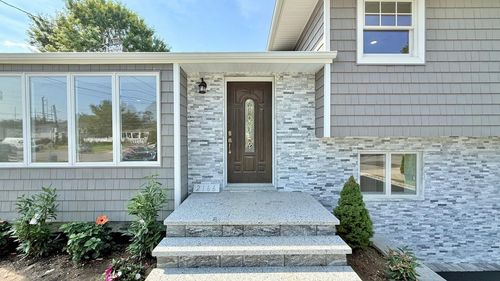 2166 Isabelle Ct, North Bellmore, NY, 11710-1546 | Card Image