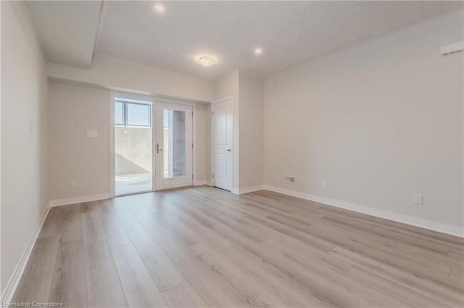 D057 - 142 Foamflower Pl, Townhouse with 3 bedrooms, 2 bathrooms and 1 parking in Waterloo ON | Image 8