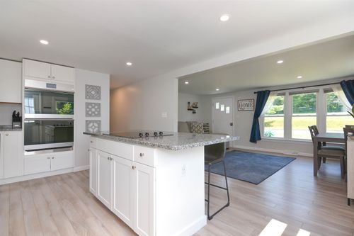 45 Summer St, Northfield, NH, 03276-1644 | Card Image