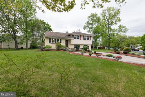 400 Sheffield Rd, Cherry Hill, NJ, 08034-1626 | Card Image