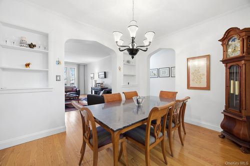 apt-2e-12416 84th Rd, Kew Gardens, NY, 11415-2242 | Card Image