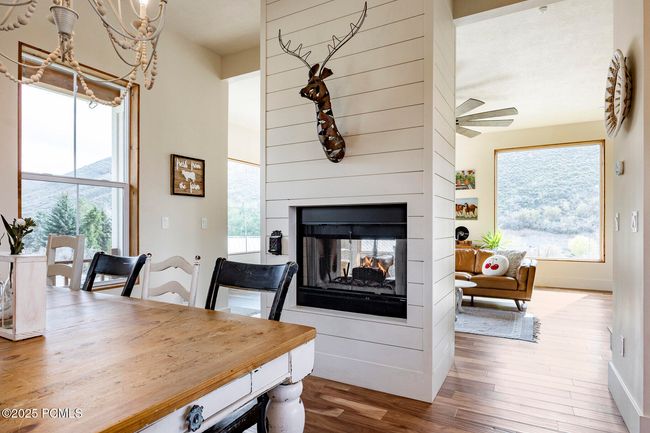4611 S Cove Ln, Home with 3 bedrooms, 3 bathrooms and null parking in Daniel UT | Image 19