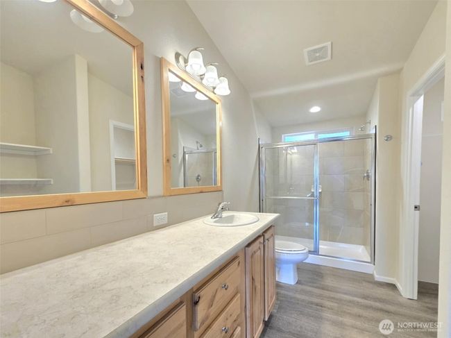 Prime bathroom | Image 17
