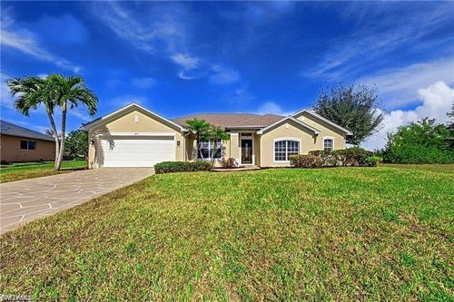 831 Sw 5th Ter, Cape Coral, FL, 33991-2406 | Card Image