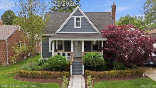 575 N Evergreen St, Plymouth, MI, 48170-1131 | Card Image