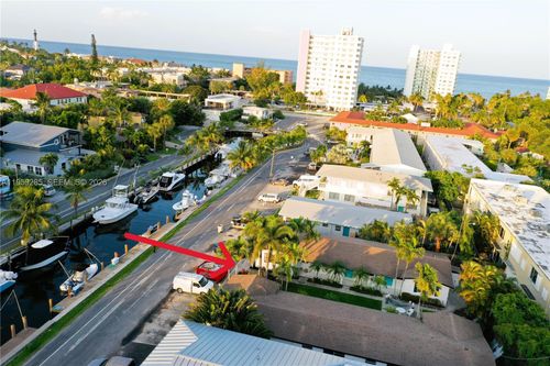 7-3210 Canal Dr, Pompano Beach, FL, 33062-3327 | Card Image