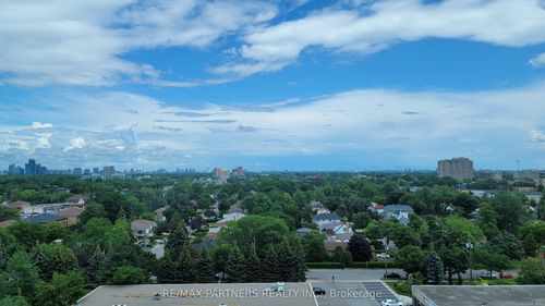 1002-31 Tippett Rd, Toronto, ON, M3H0C8 | Card Image