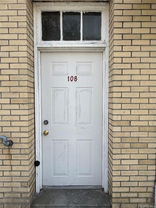 2-108 Main Street, Huntington, NY, 11768 | Card Image