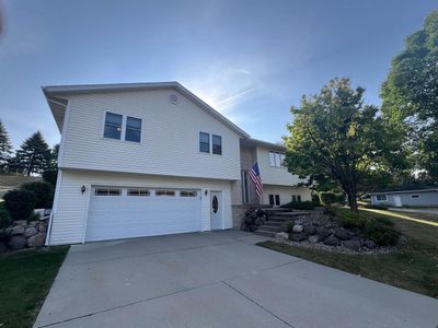 710 N Perry Parkway, House other with 4 bedrooms, 3 bathrooms and null parking in OREGON WI | Image 2