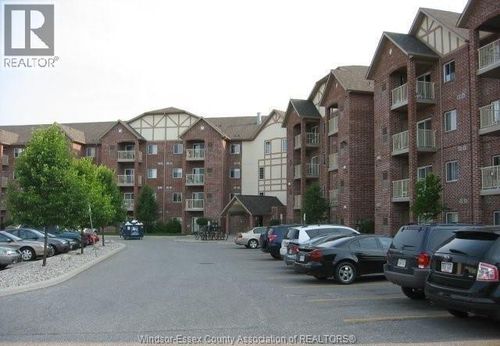 310-3160 Wildwood Dr, Windsor, ON, N8R2K8 | Card Image