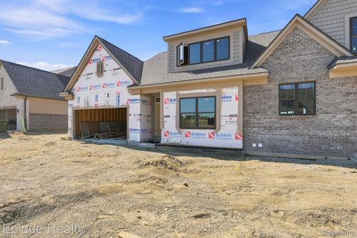 68-425 Cornerstone Dr, Oxford, MI, 48371-3746 | Card Image