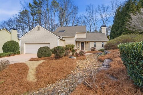 4492 Windsor Oaks Dr, Marietta, GA, 30066-2236 | Card Image