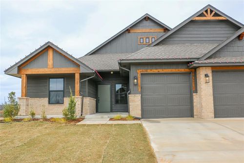 632 Honey Springs Lane, Shawnee, OK, 74804 | Card Image