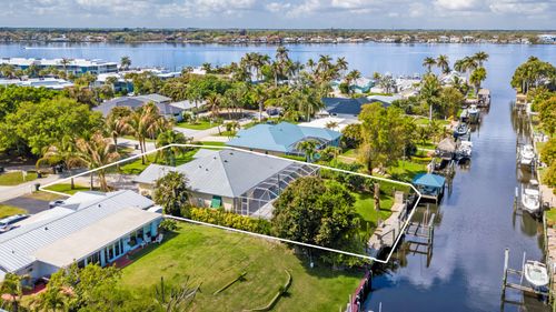510 Sw South Carolina Dr, Stuart, FL, 34994-7264 | Card Image