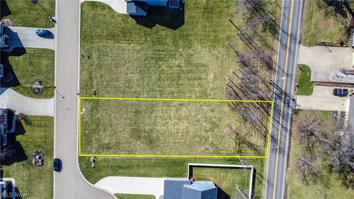 5599 Shadow Ridge Cir Nw, North Canton, OH, 44720-5593 | Card Image