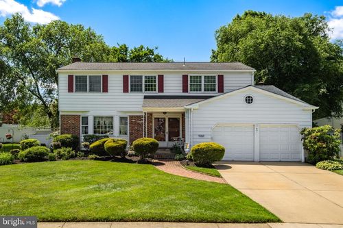 601 Norwood Rd, MOUNT LAUREL, NJ, 08054-2818 | Card Image