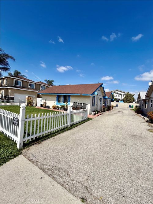 7791 13th St, Westminster, CA, 92683-4498 | Card Image