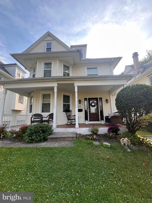 228 Centre St, HADDONFIELD, NJ, 08033-1806 | Card Image