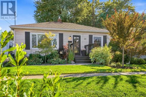 26 Battersea Ave, St. Catharines, ON, L2P1L7 | Card Image