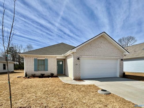 15732 Ruthie Lynn Dr, Athens, AL, 35613-3657 | Card Image