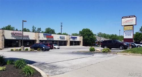 a-4053 N Saint Peters Pkwy, Saint Peters, MO, 63304-7396 | Card Image