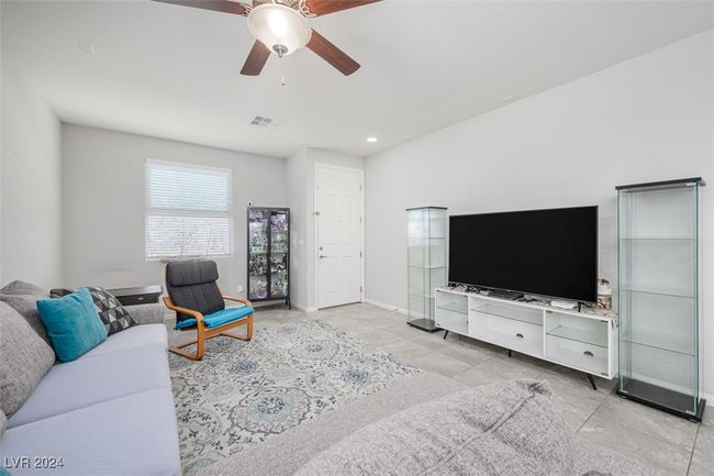 2675 Chinaberry Hill St, Townhouse with 2 bedrooms, 2 bathrooms and null parking in Laughlin NV | Image 10