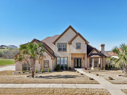 319 Golden Pond Dr, Cedar Hill, TX, 75104-6731 | Card Image