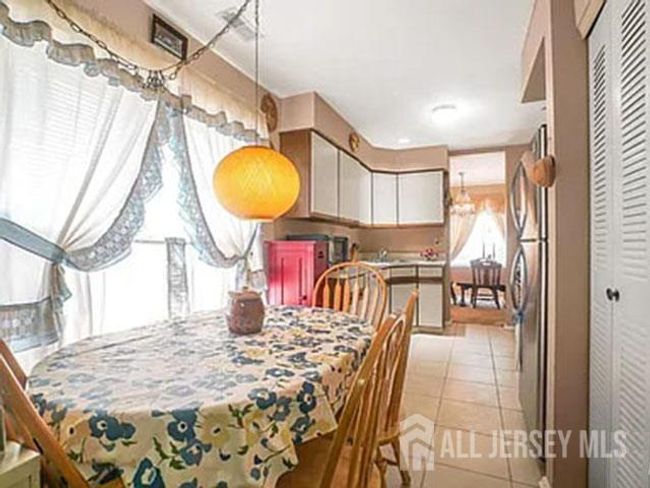 29 Jeffrey Cir, House other with 4 bedrooms, 3 bathrooms and null parking in Dayton NJ | Image 36