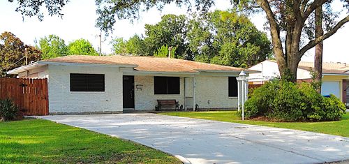 2010 15th Ave N, Texas City, TX, 77590-5321 | Card Image