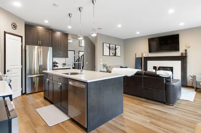 60 Brightoncrest Rise Se, House other with 3 bedrooms, 4 bathrooms and 4 parking in Calgary AB | Image 9