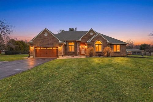 10292 Meeker Road, Dayton, OH, 45414 | Card Image