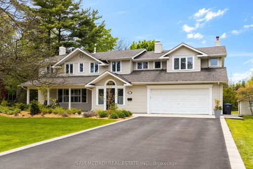 492 Country Club Cres, Mississauga, ON, L5J2R2 | Card Image