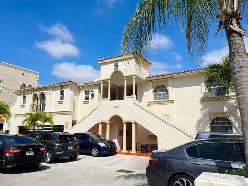 apt-4-131 Antiquera Ave, Coral Gables, FL, 33134-3017 | Card Image