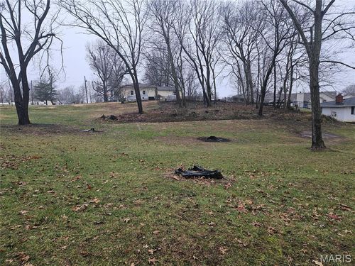 19 Fairway Dr, Moro, IL, 62067 | Card Image