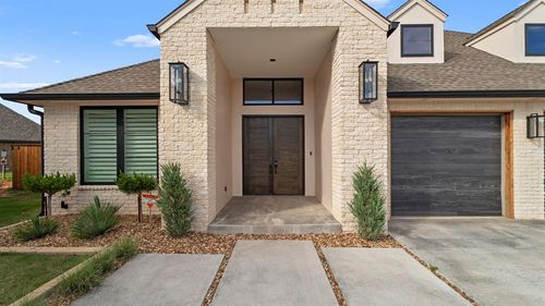 10105 Sw 25th Ct, Yukon, OK, 73099-5291 | Card Image