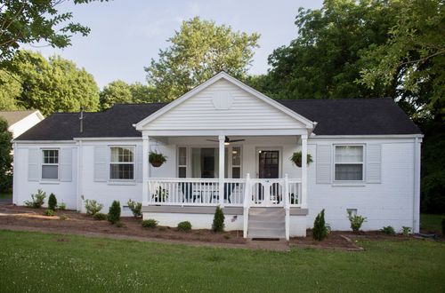 2423 Maplecrest Dr, Nashville, TN, 37214-1753 | Card Image
