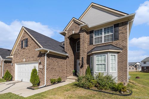 6579 Chandler Dr, Van Buren Township, MI, 48111-1886 | Card Image