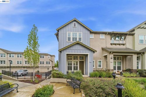 6-3941 Portola Cmn, Livermore, CA, 94551-4846 | Card Image