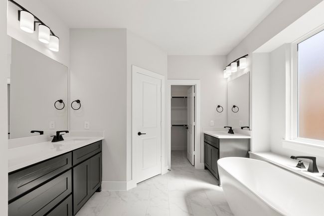 17. 1704 Possum - Bath | Image 17