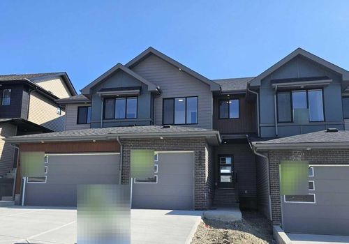 382 Heritage Blvd, Cochrane, AB, T4C3K6 | Card Image