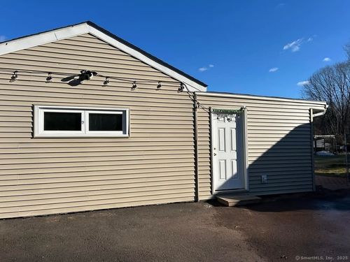 394 Clintonville Rd, North Haven, CT, 06473-2813 | Card Image