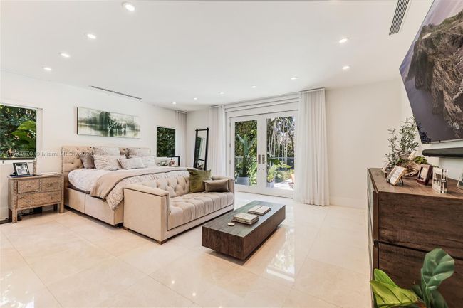 7233 Los Pinos Blvd, House other with 5 bedrooms, 6 bathrooms and null parking in Coral Gables FL | Image 21