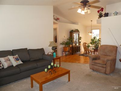 215 School Ave, House other with 3 bedrooms, 2 bathrooms and 2 parking in Nampa ID | Image 3