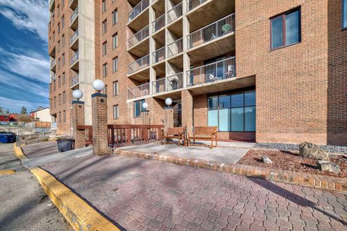 411 - 4944 Dalton Drive Nw, Home with 2 bedrooms, 1 bathrooms and 1 parking in Calgary AB | Card Image