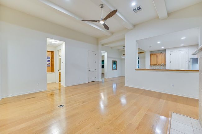 APT-10 - 6201 River Place Blvd, House other with 2 bedrooms, 2 bathrooms and null parking in Austin TX | Image 7