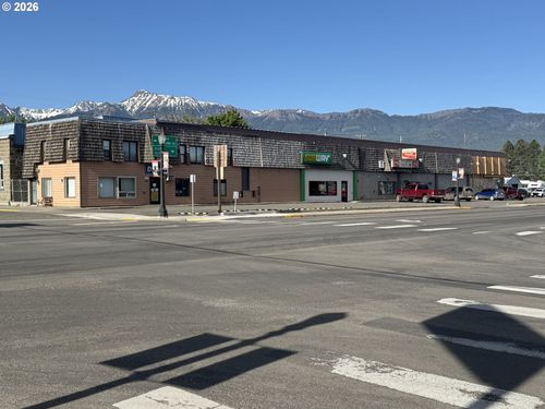 200 W North St, Enterprise, OR, 97828-1039 | Card Image