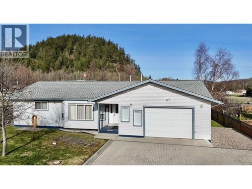 195 Murray St, Fraser Lake, BC, V0J1S0 | Card Image