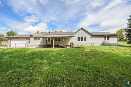 26004 465th Ave, Hartford, SD, 57033-6326 | Card Image