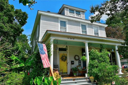 138 E Leicester Ave, Norfolk, VA, 23503-4428 | Card Image
