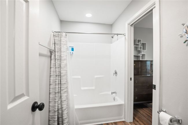 507 S Arch St, Home with 18 bedrooms, 6 bathrooms and null parking in Aransas Pass TX | Image 13